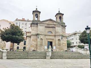 Fechas, información, programa, cartel, imágenes, mapa y ubicación de Iglesia de Santa Uxía  en  Ribeira