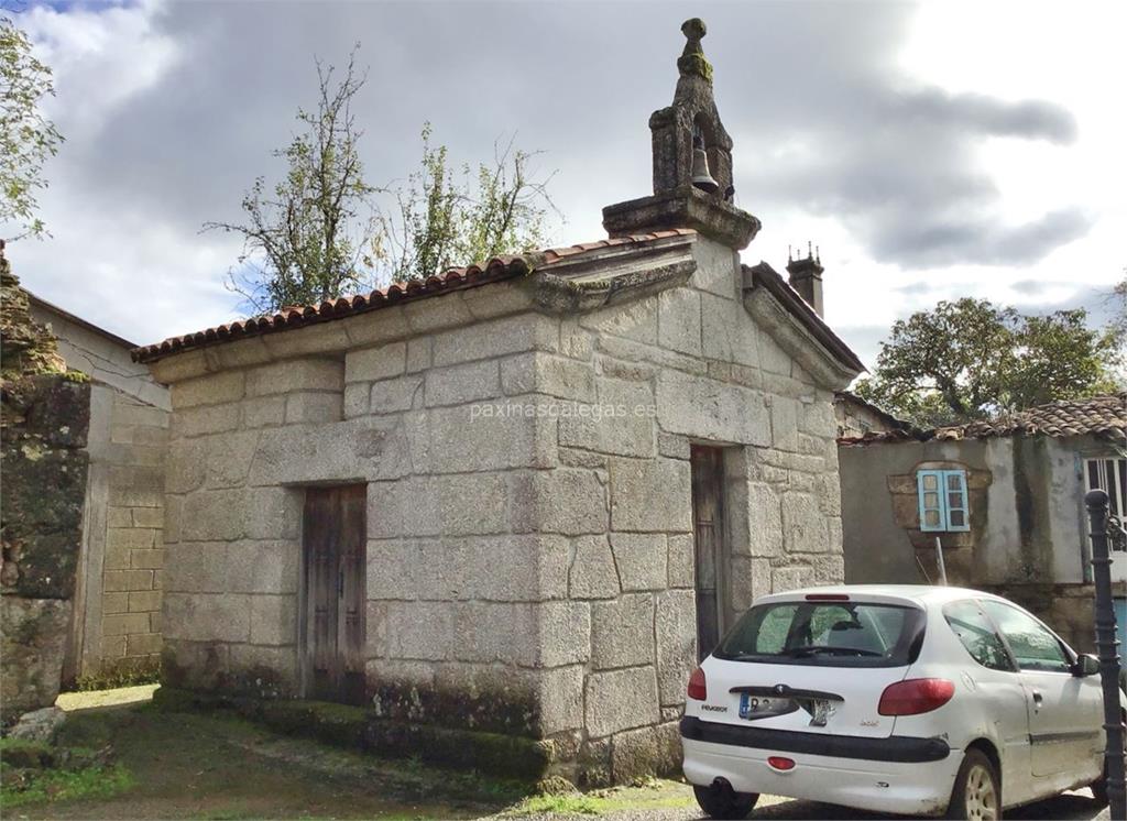 imagen principal Capilla de San Fernando de Vilar de Cabalos