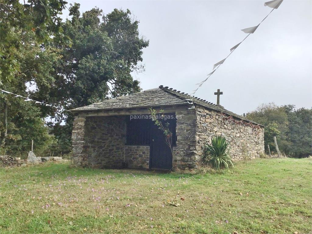 imagen principal Capilla San Roque de Feás