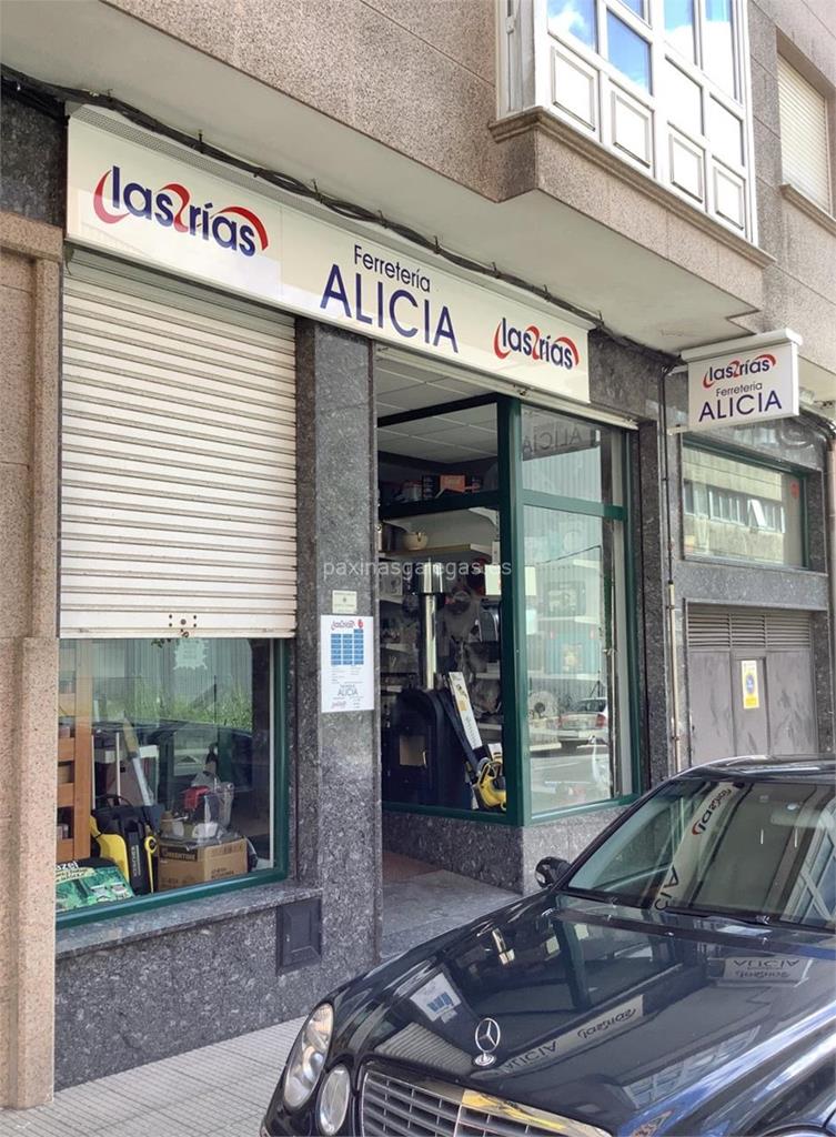 imagen principal Comercial Alicia - Las Rías