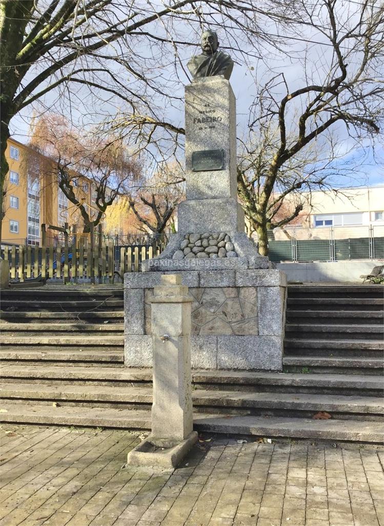 imagen principal Escultura Médico Fabeiro