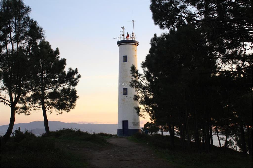 imagen principal Faro de Punta Subrido