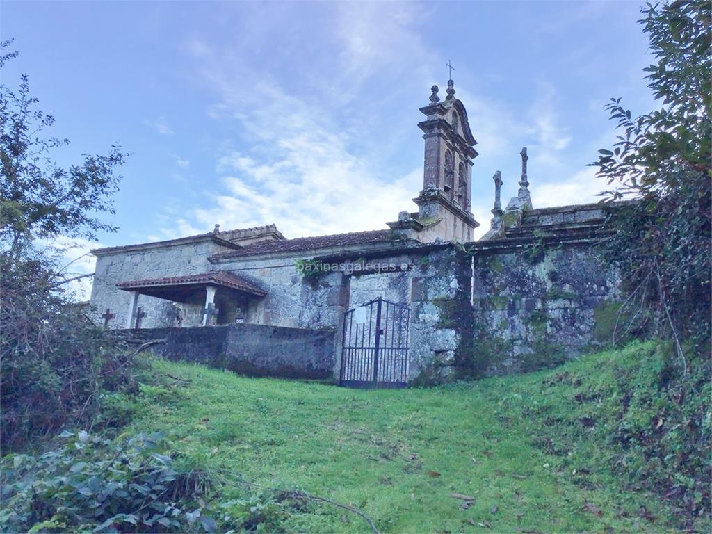 imagen principal Iglesia y Cementerio de San Vicente da Sariña