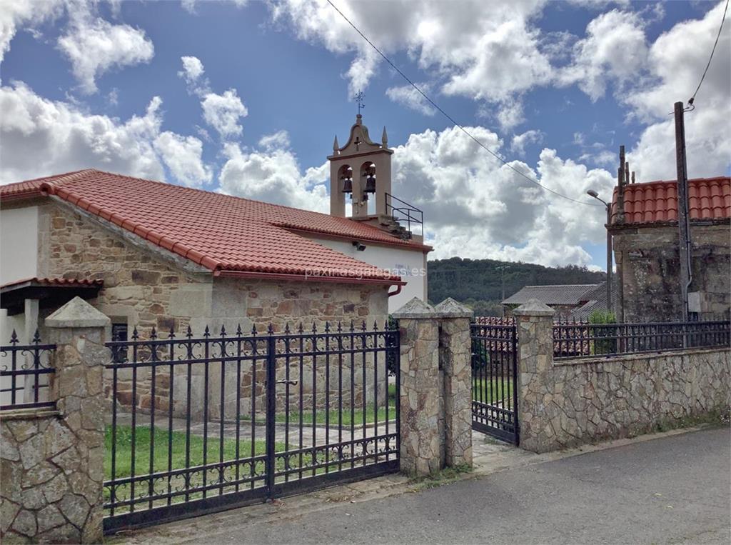 imagen principal Parroquia y Cementerio de San Cremenzo de Pazos