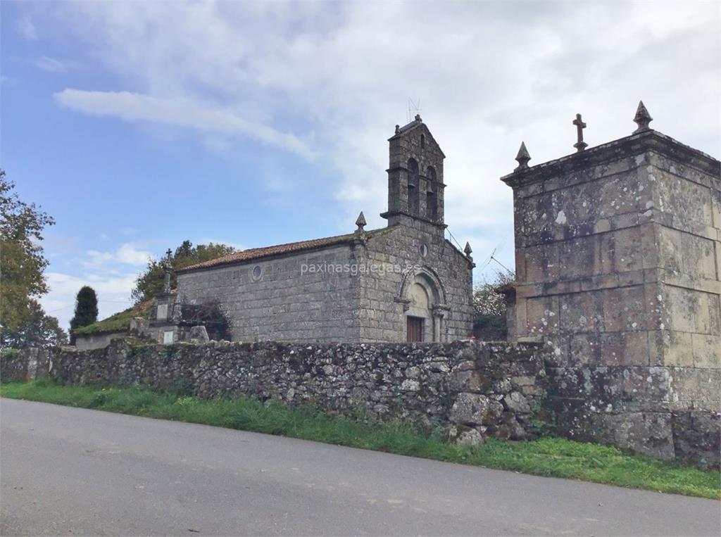 imagen principal Parroquia y Cementerio de San Cristovo de Fornas