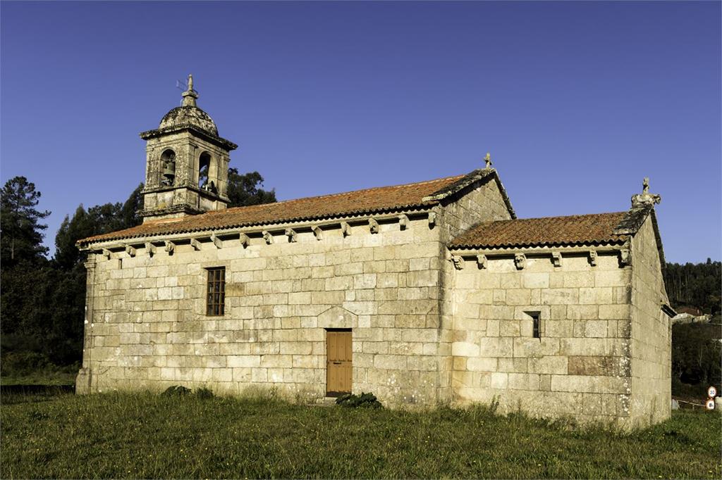 imagen principal Parroquia y Cementerio de San Esteban de Canicouva