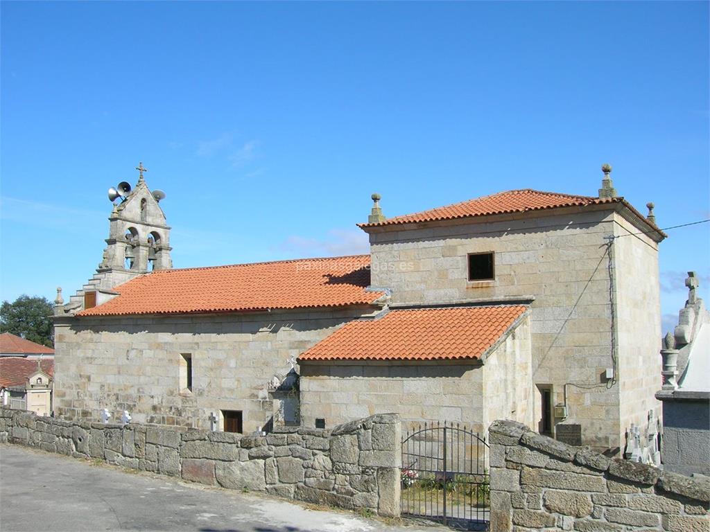 imagen principal Parroquia y Cementerio de San Martiño de Abavides