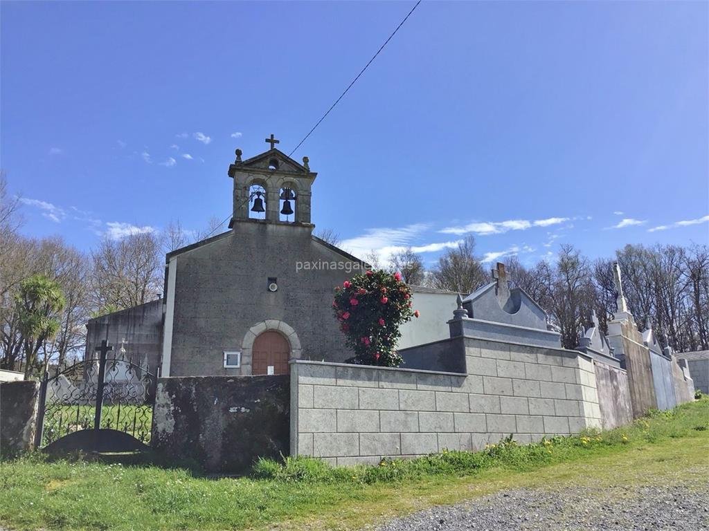 imagen principal Parroquia y Cementerio de San Martiño de Folgosa