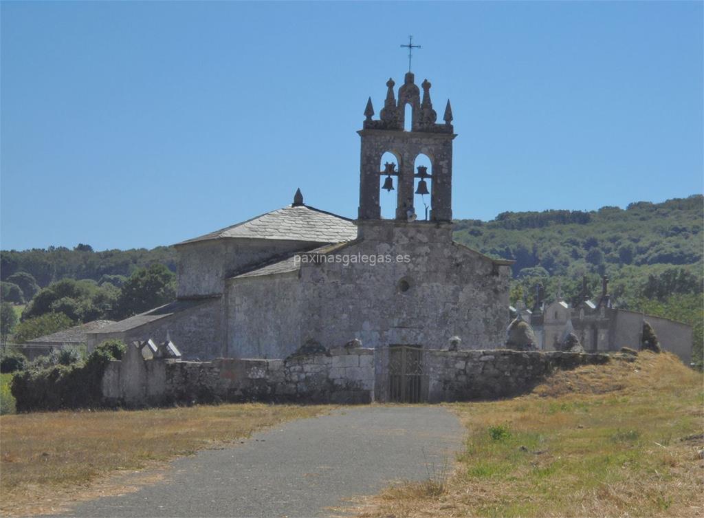imagen principal Parroquia y Cementerio de San Martiño de Poutomillos