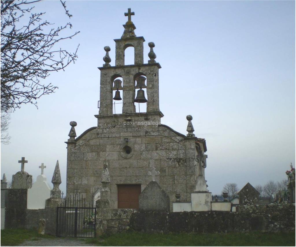 imagen principal Parroquia y Cementerio de San Martiño de Vilapoupre