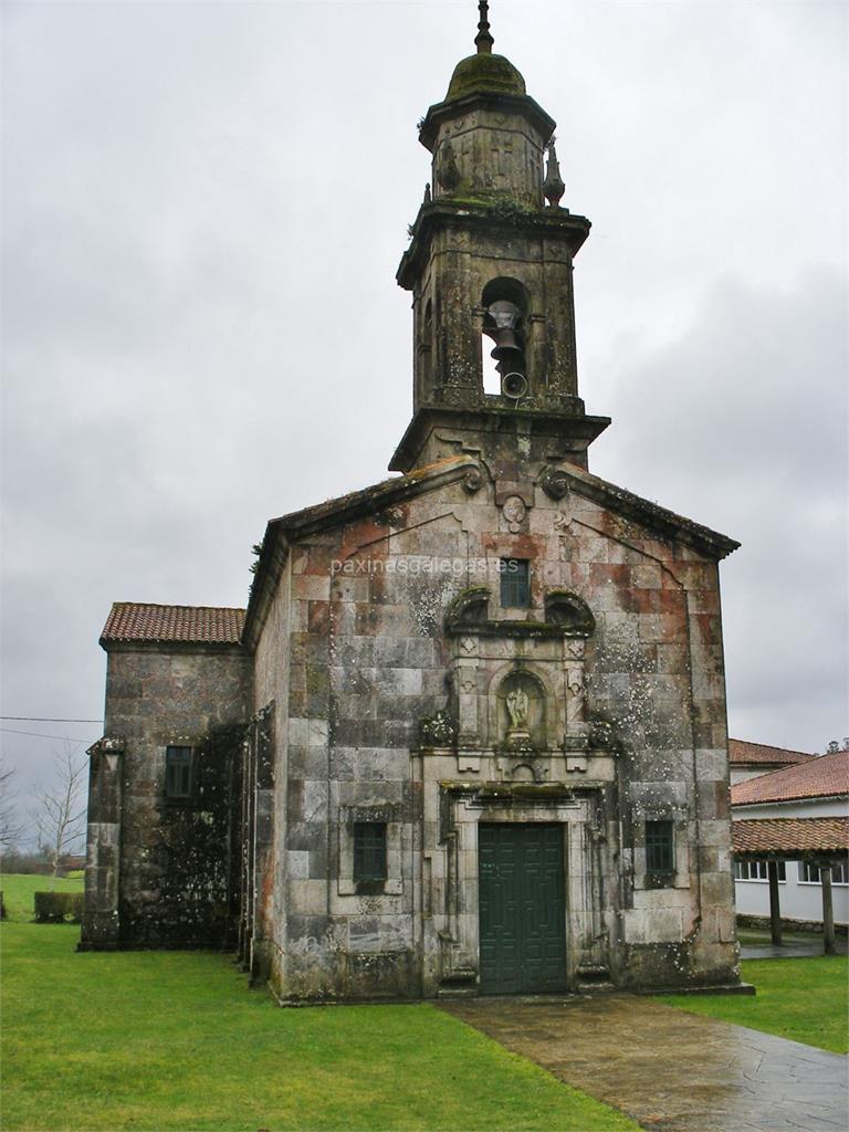imagen principal Parroquia y Cementerio de San Miguel de Cabanas