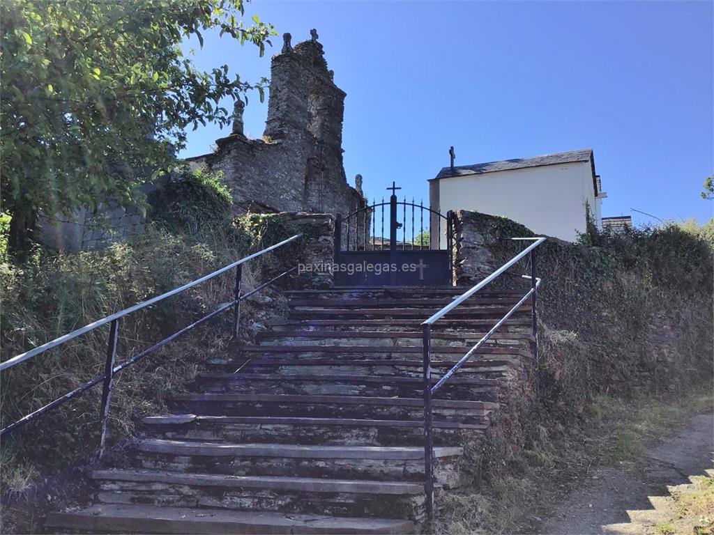 imagen principal Parroquia y Cementerio de San Pedro de Castelo de Cais