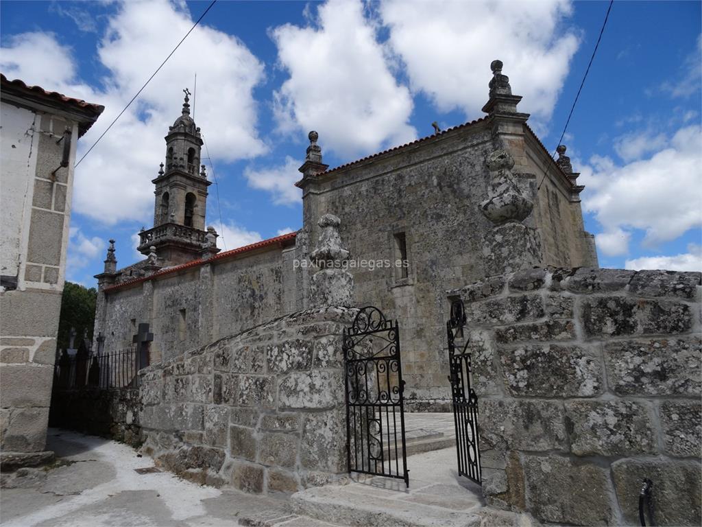 imagen principal Parroquia y Cementerio de San Salvador de Penosiños