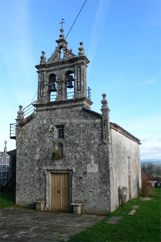 imagen principal Parroquia y Cementerio de San Xoán de Larazo