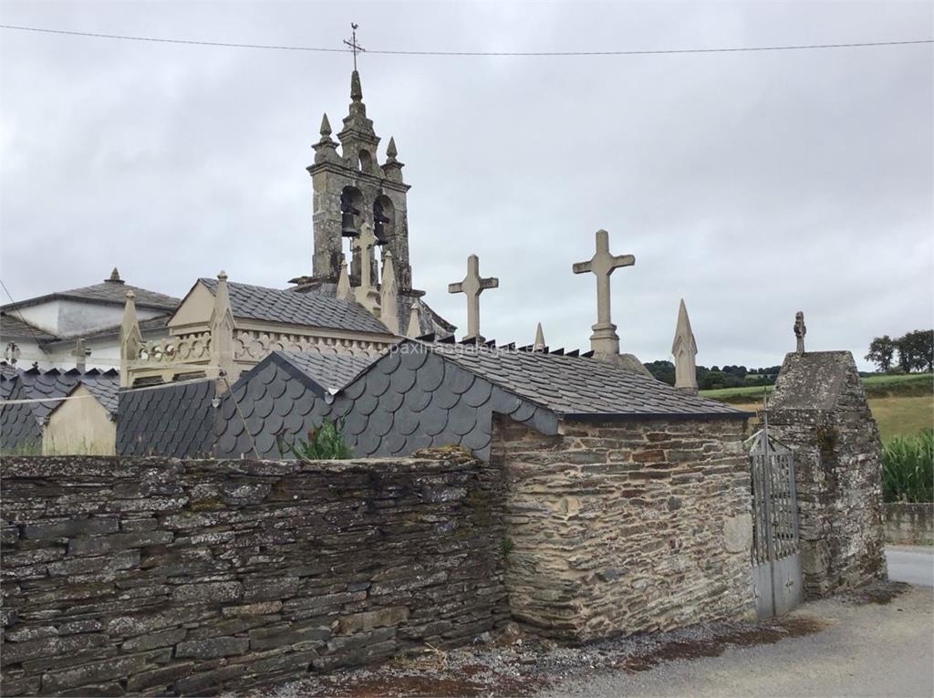 imagen principal Parroquia y Cementerio de San Xulián de Teibilide