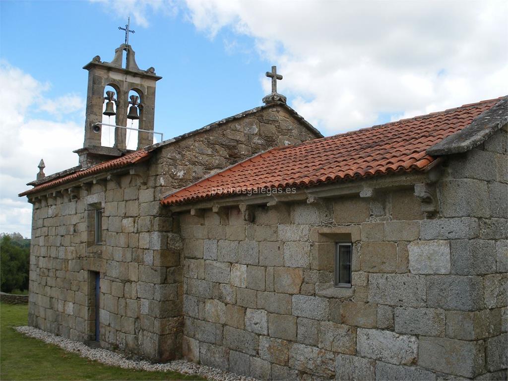 imagen principal Parroquia y Cementerio de San Xulián do Carballal