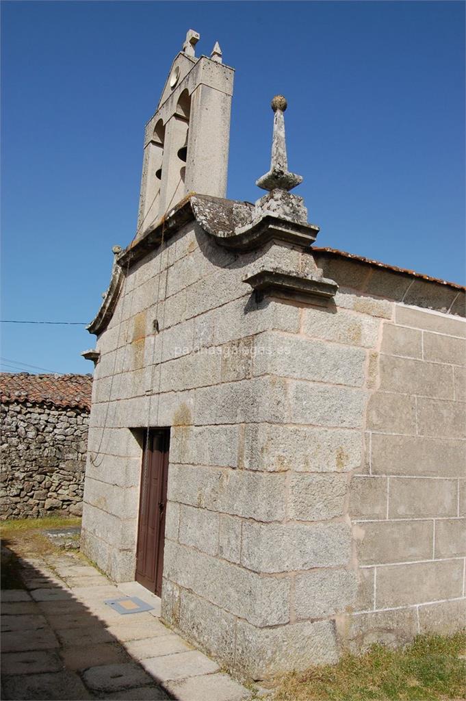 imagen principal Parroquia y Cementerio de Santa Comba de Gargantós