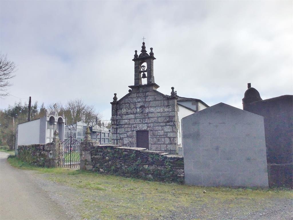 imagen principal Parroquia y Cementerio de Santa Cruz de Grolos