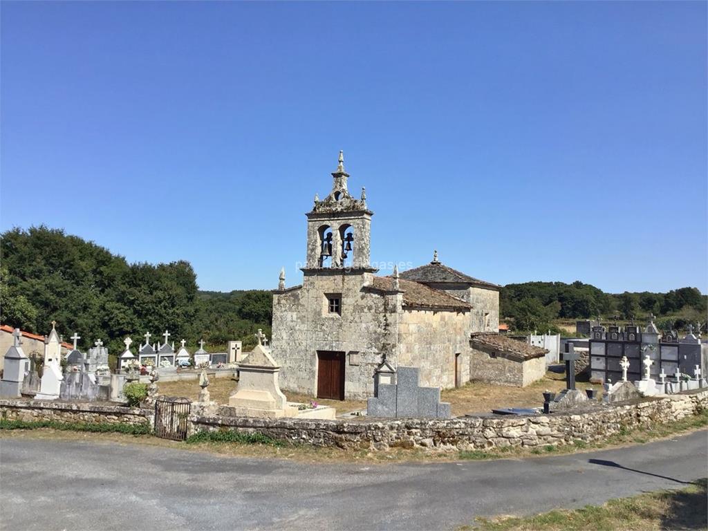 imagen principal Parroquia y Cementerio de Santa Eufemia de Sieteiglesias