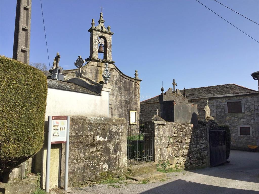 imagen principal Parroquia y Cementerio de Santa Mariña de Lamela