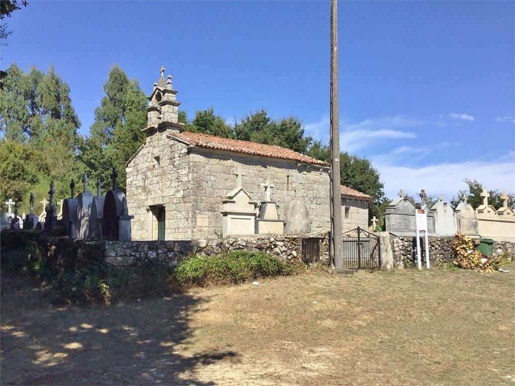 imagen principal Parroquia y Cementerio de Santa Mariña de Sucastro