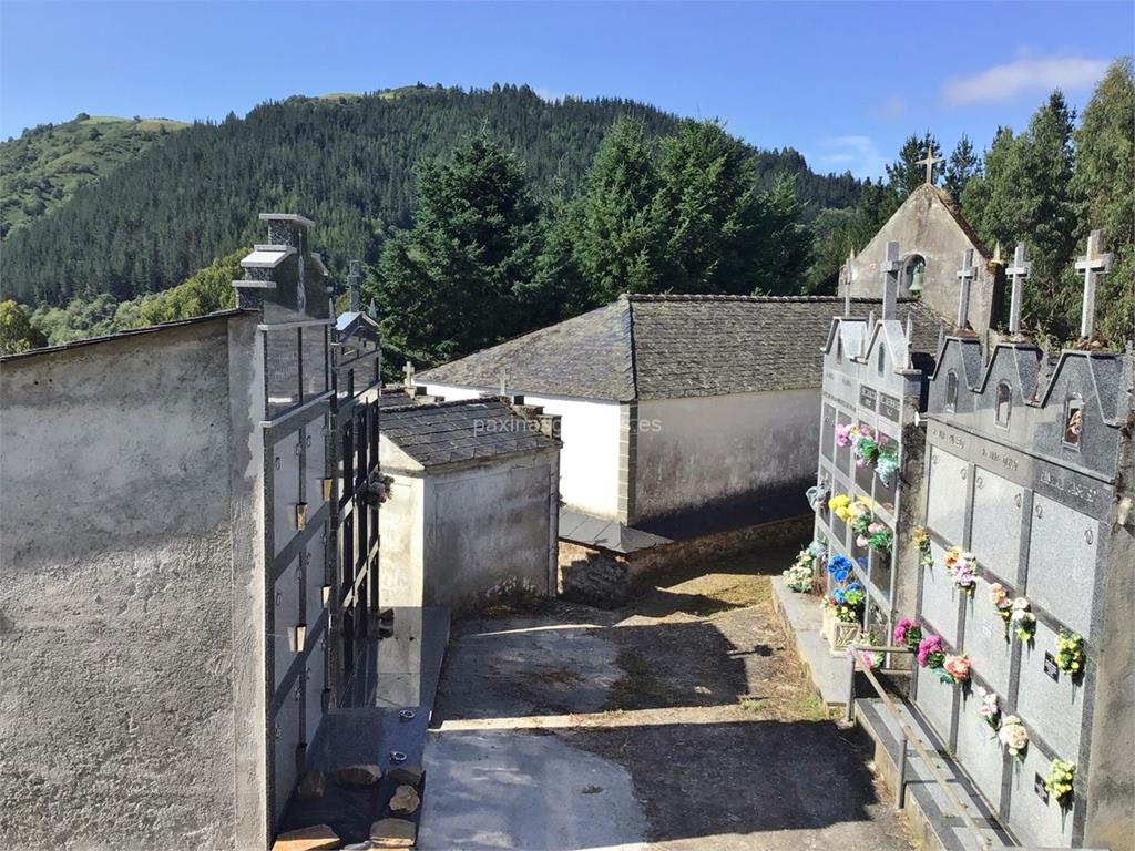 imagen principal Parroquia y Cementerio de Santa Mariña de Vallo