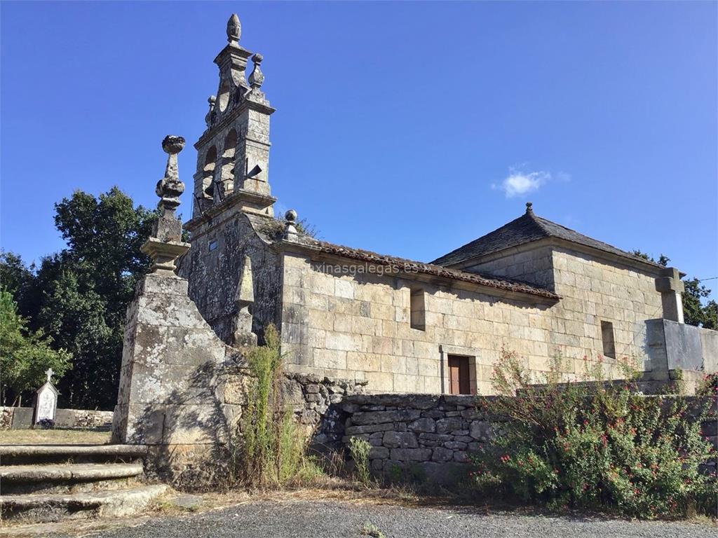 imagen principal Parroquia y Cementerio de Santa María de Arada