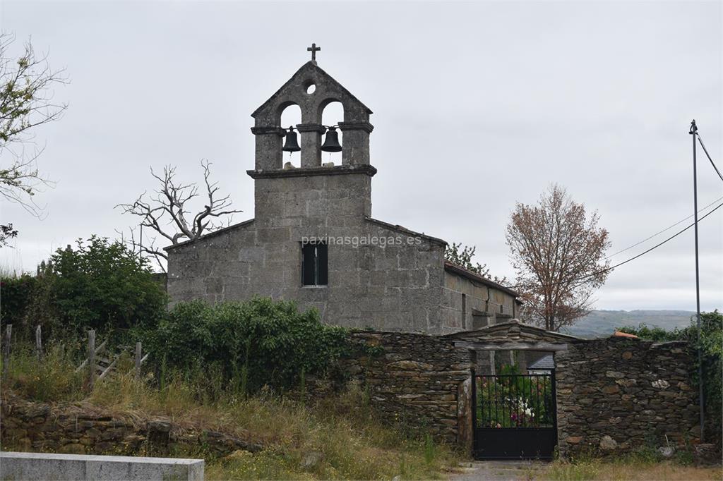 imagen principal Parroquia y Cementerio de Santa María de Castrelo de Cima