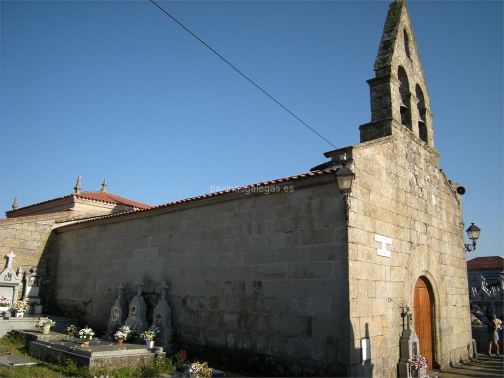 imagen principal Parroquia y Cementerio de Santa María de Lodoselo