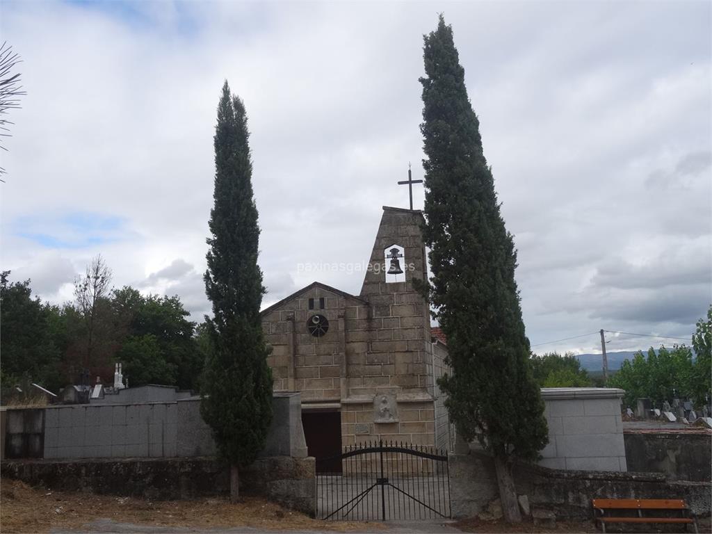 imagen principal Parroquia y Cementerio de Santa María De Mesón de Calvos