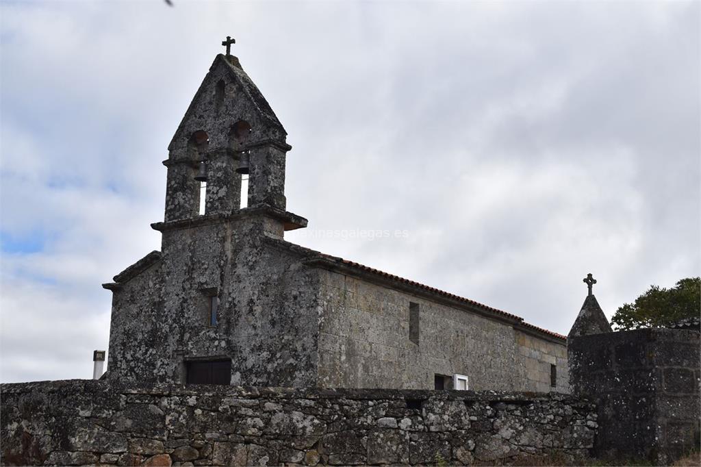 imagen principal Parroquia y Cementerio de Santa María de Pexeiros