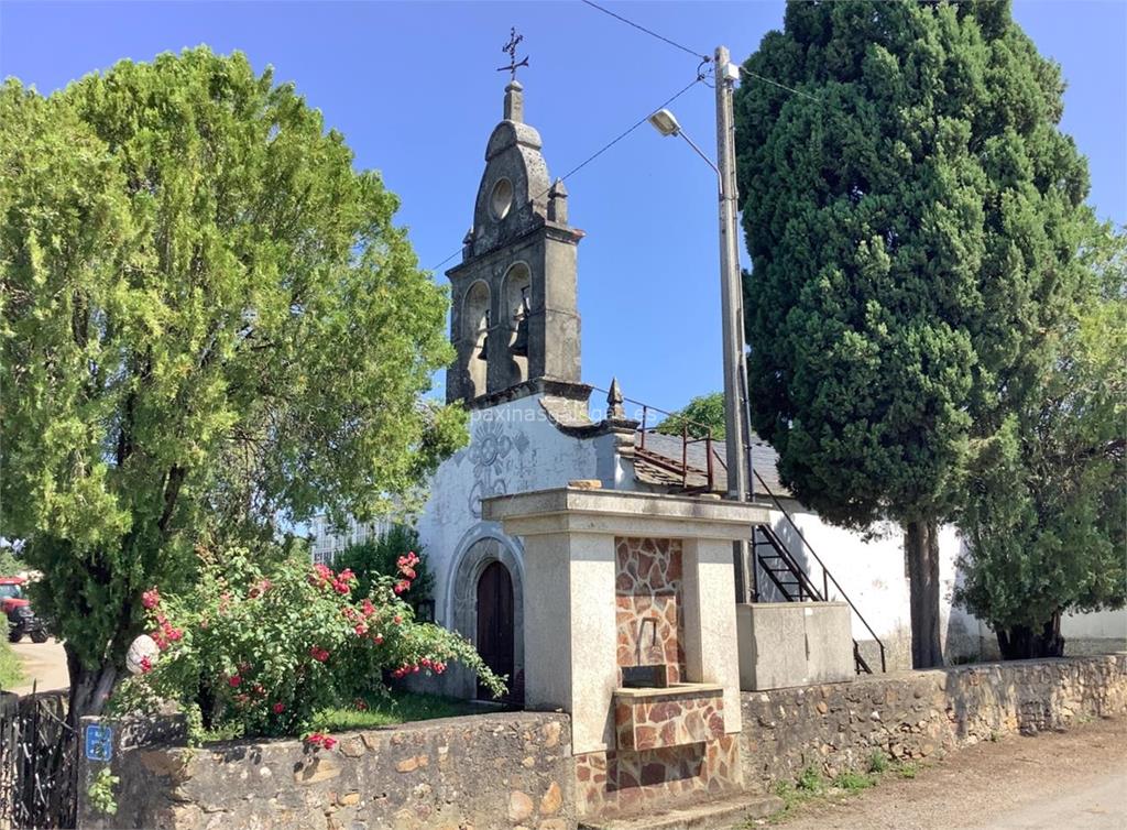 imagen principal Parroquia y cementerio de Santa María de Piño