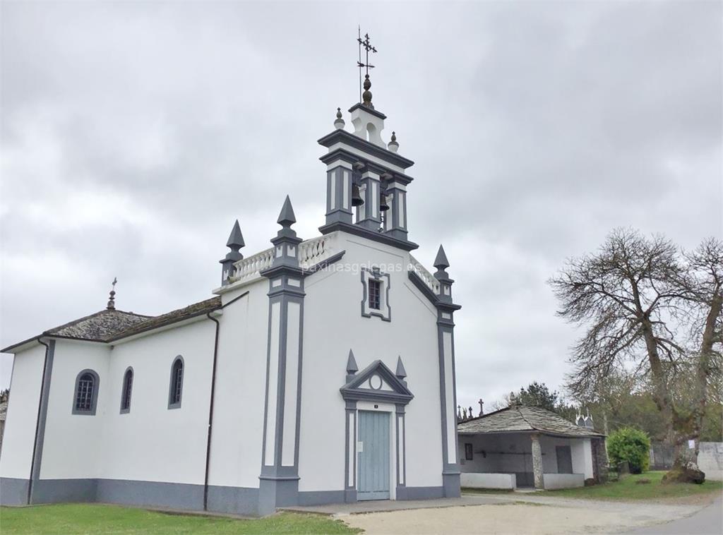 imagen principal Parroquia y Cementerio de Santa María de Saavedra