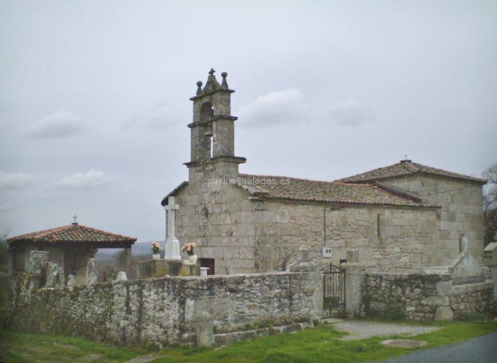 imagen principal Parroquia y Cementerio de Santalla de Árbol