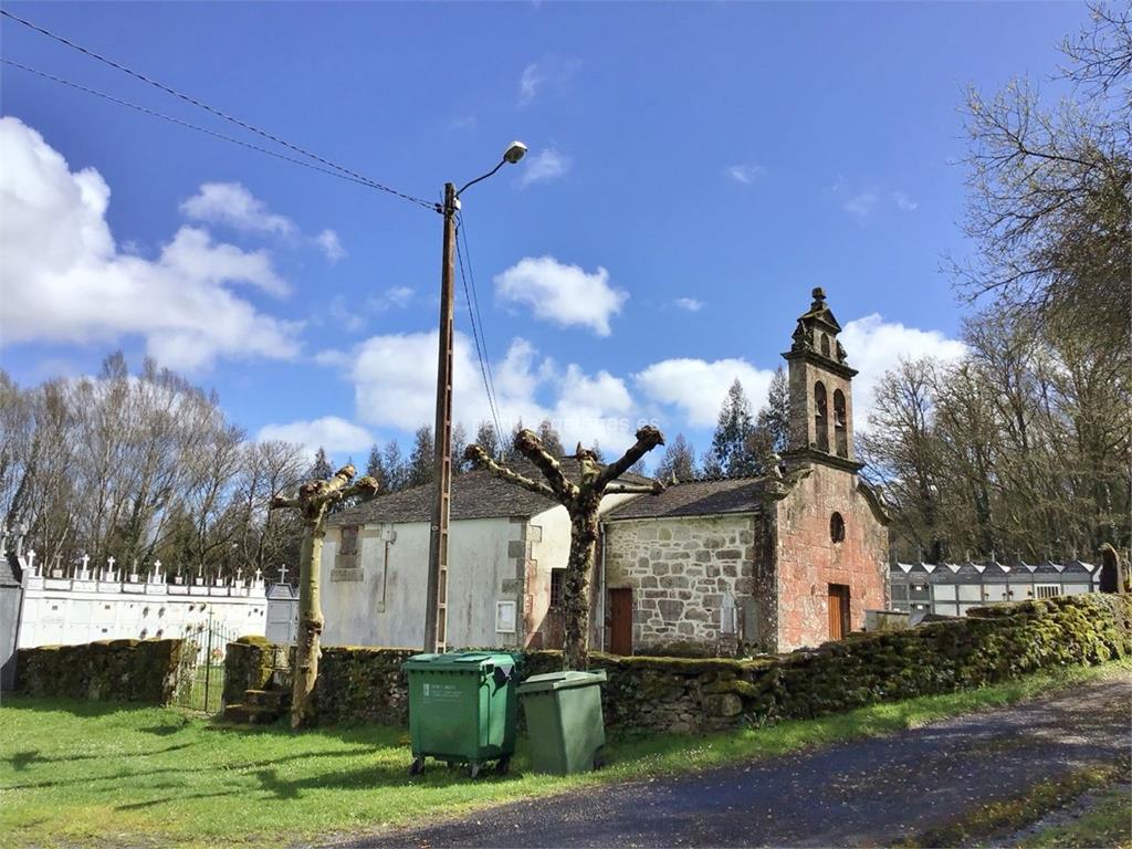 imagen principal Parroquia y Cementerio de Santalla de Devesa