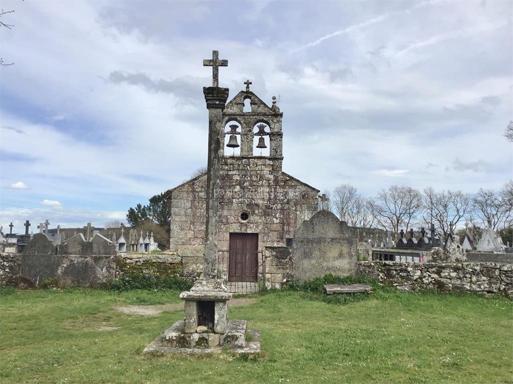 imagen principal Parroquia y Cementerio de Santiago de Lestedo