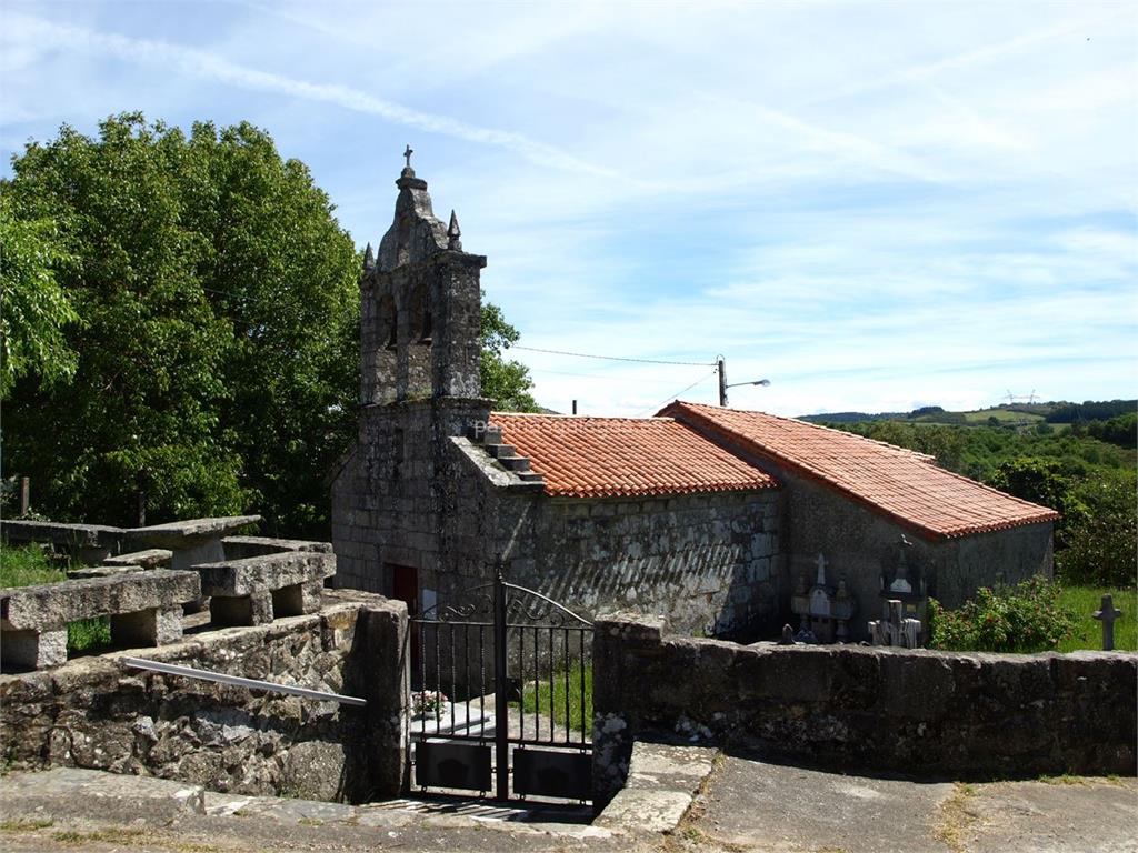 imagen principal Parroquia y Cementerio de Santiago de Xuvencos