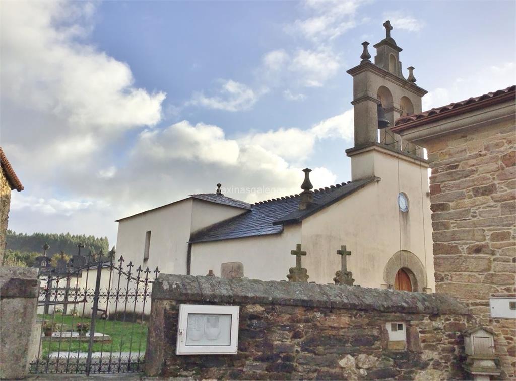 imagen principal Parroquia y Cementerio Santa Mariña Meixonfrío