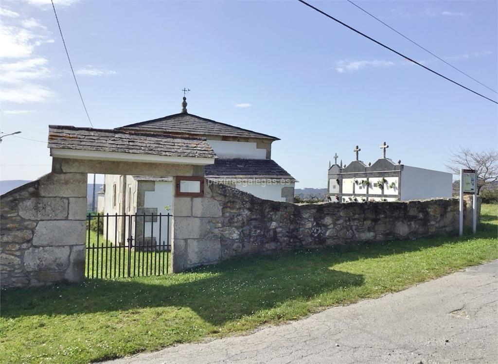 imagen principal Parroquias y Cementerio de San Cibrao de Monte de Meida