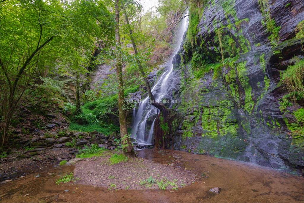 imagen principal PR-G 233 -Ruta de la Cascada de Hortas al río Lañas